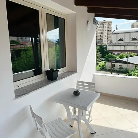 Js House 2 Shkodër